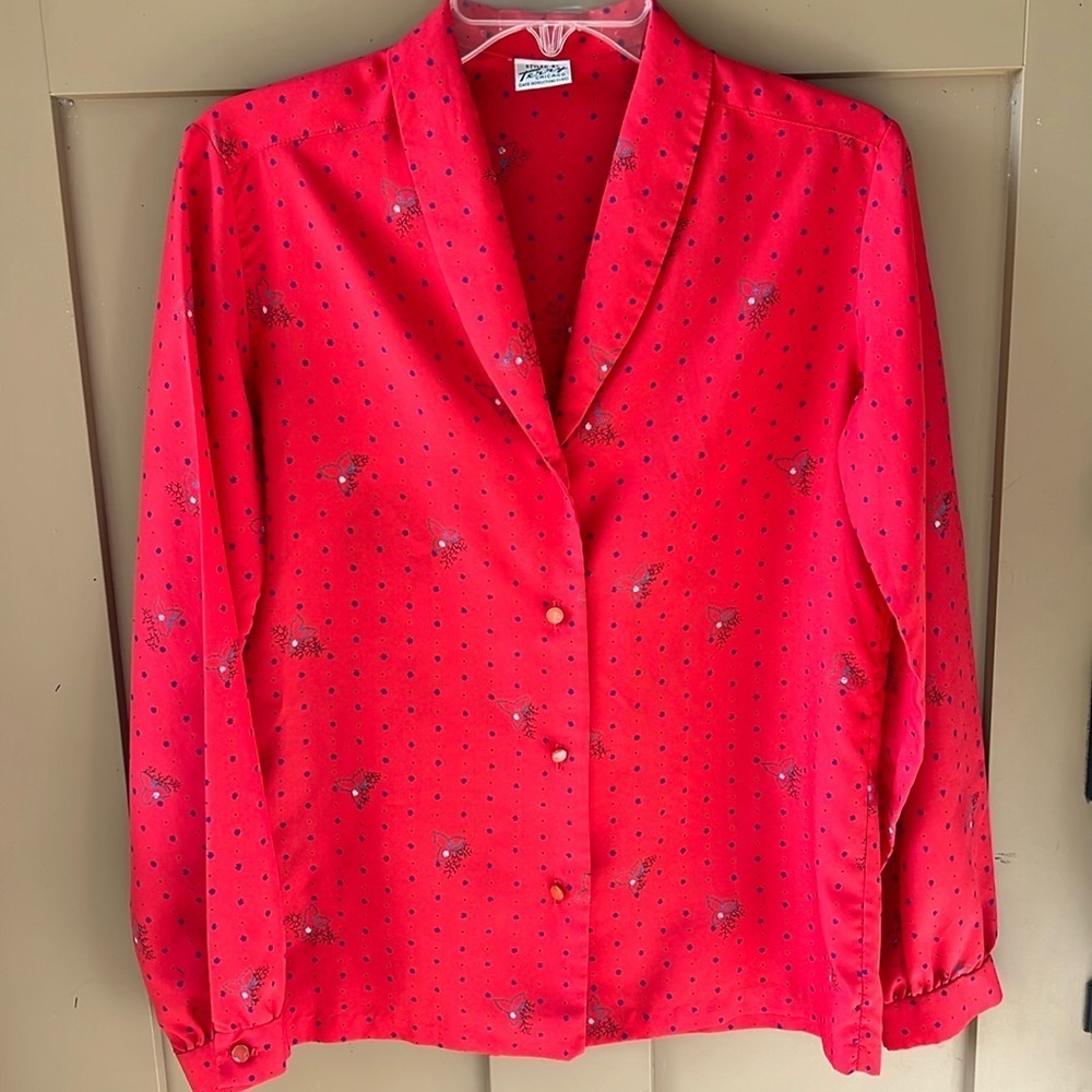 Styled by Terry Chicago Vintage Long Sleeve Button Down Blouse. M